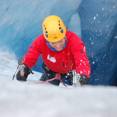 a person riding a snow board